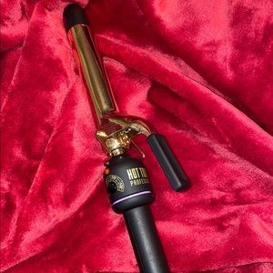 HOT TOOLS Professional 24K Gold Curling Iron/Wand, 1 inch
